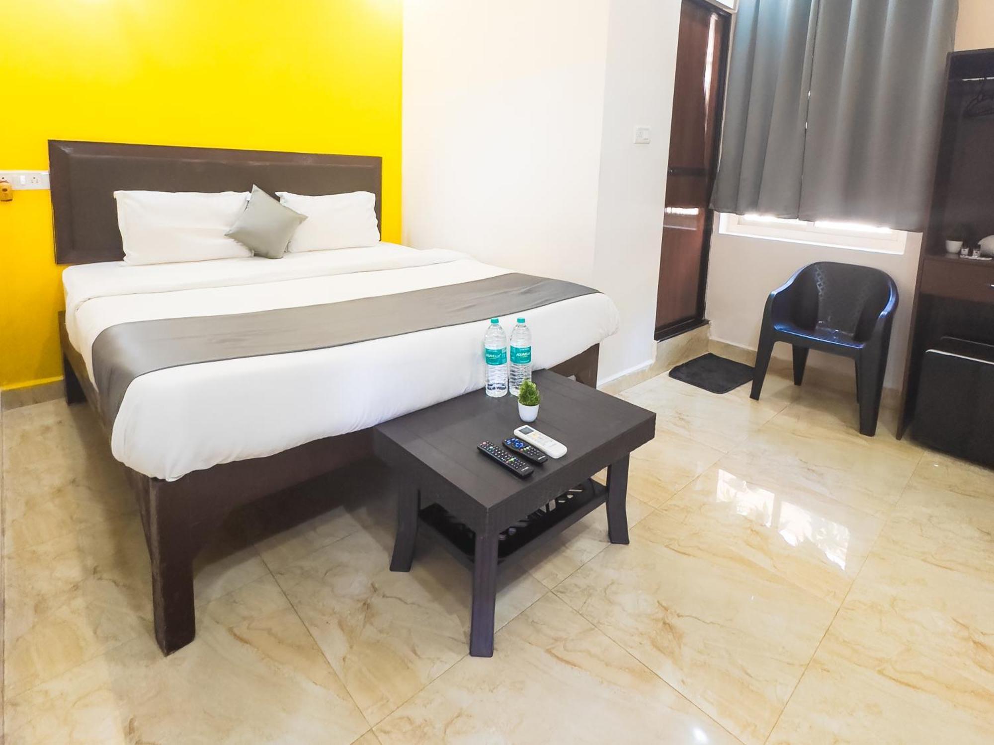 Hotel Candolim Aloft Exterior photo